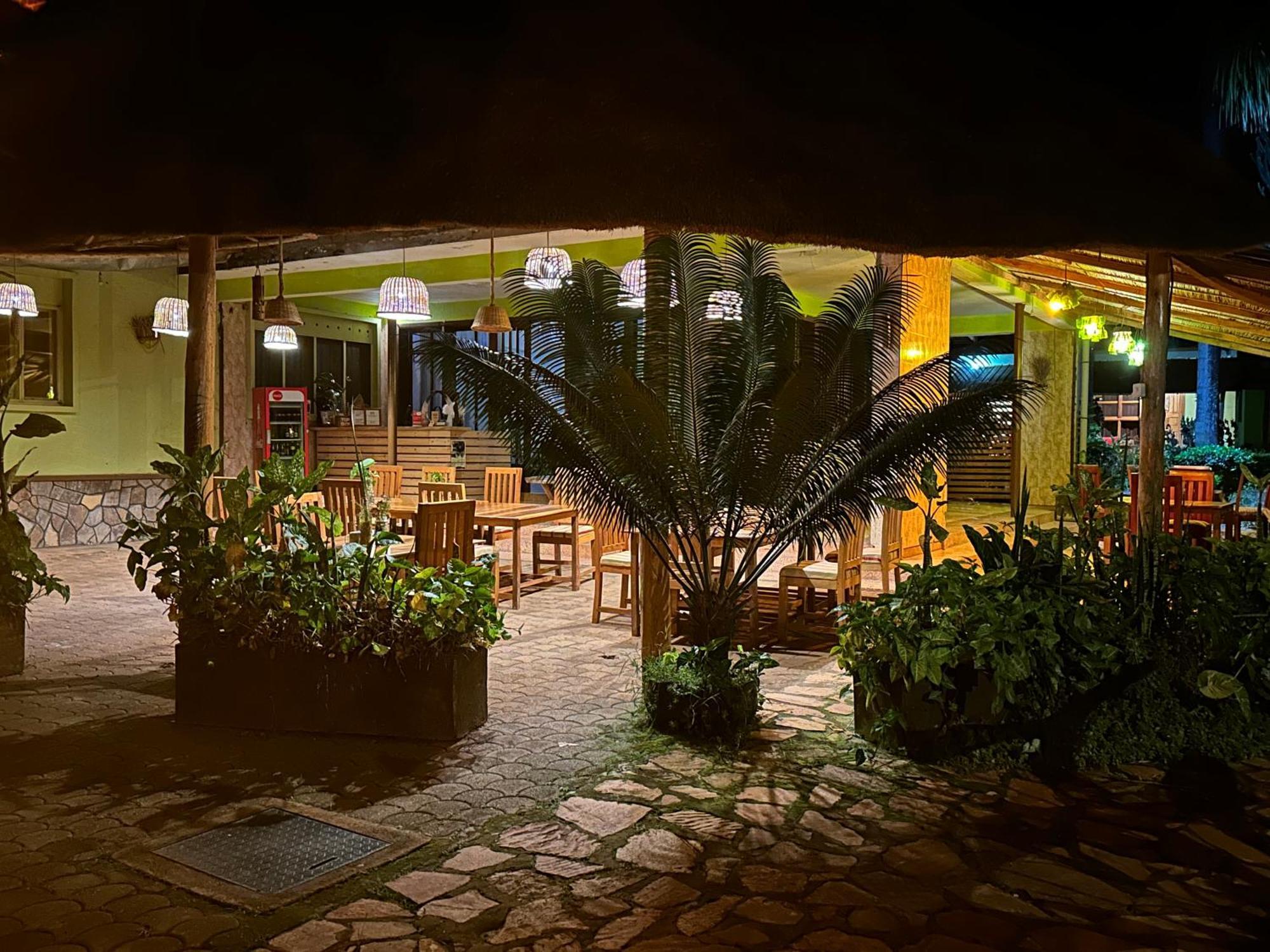 Afro Smile Hotel & Guest House Τζίντζα Εξωτερικό φωτογραφία